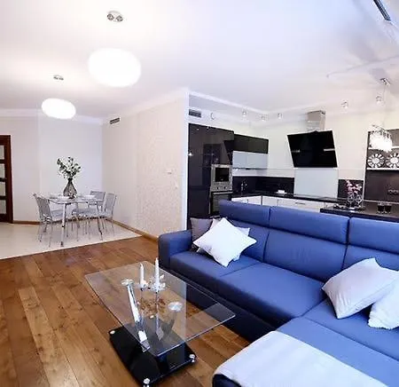 Nice Apartments Wroclaw アパート ヴロツワフ