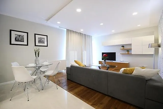 Апартаменти Nice Apartments Wroclaw Вроцлав